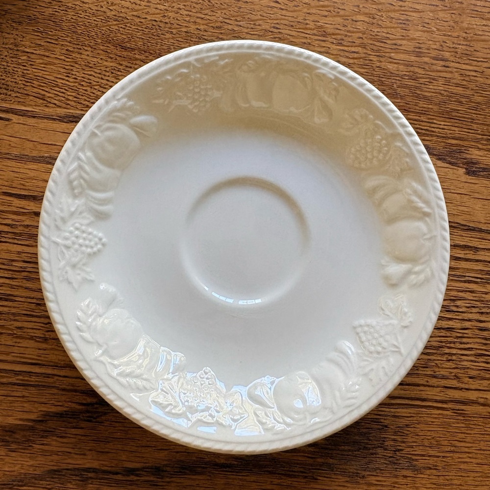 International China Devonshire Saucer - Set of 3 ~6.25”- made in England - Picture 3 of 11